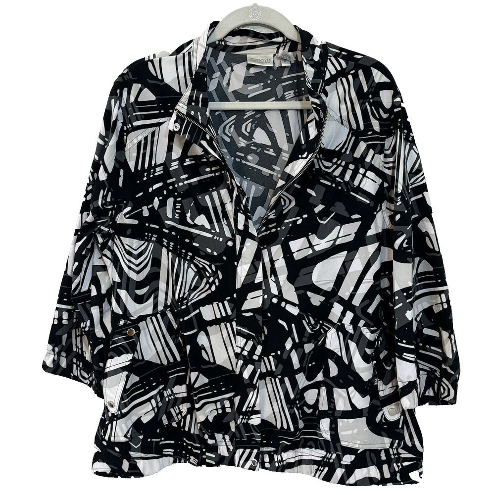 Zenergy by Chico's Black & White 3/4‎ Sleeve Poly/Spandex Jacket L (Chico's 3)